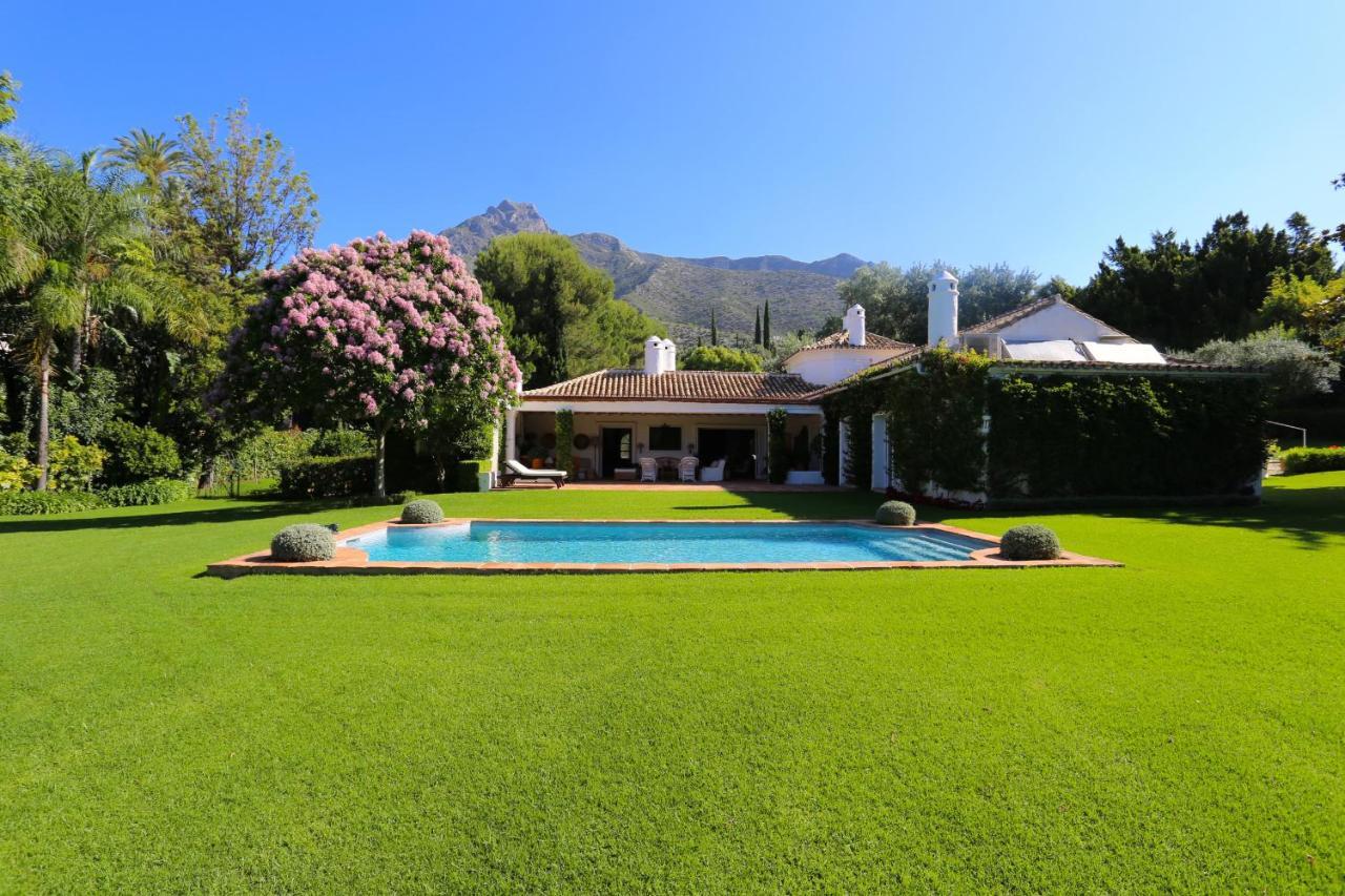 El Almendral Premium Hill Club Villa *