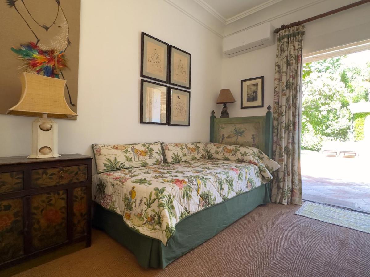 Villa El Almendral Premium Hill Club *