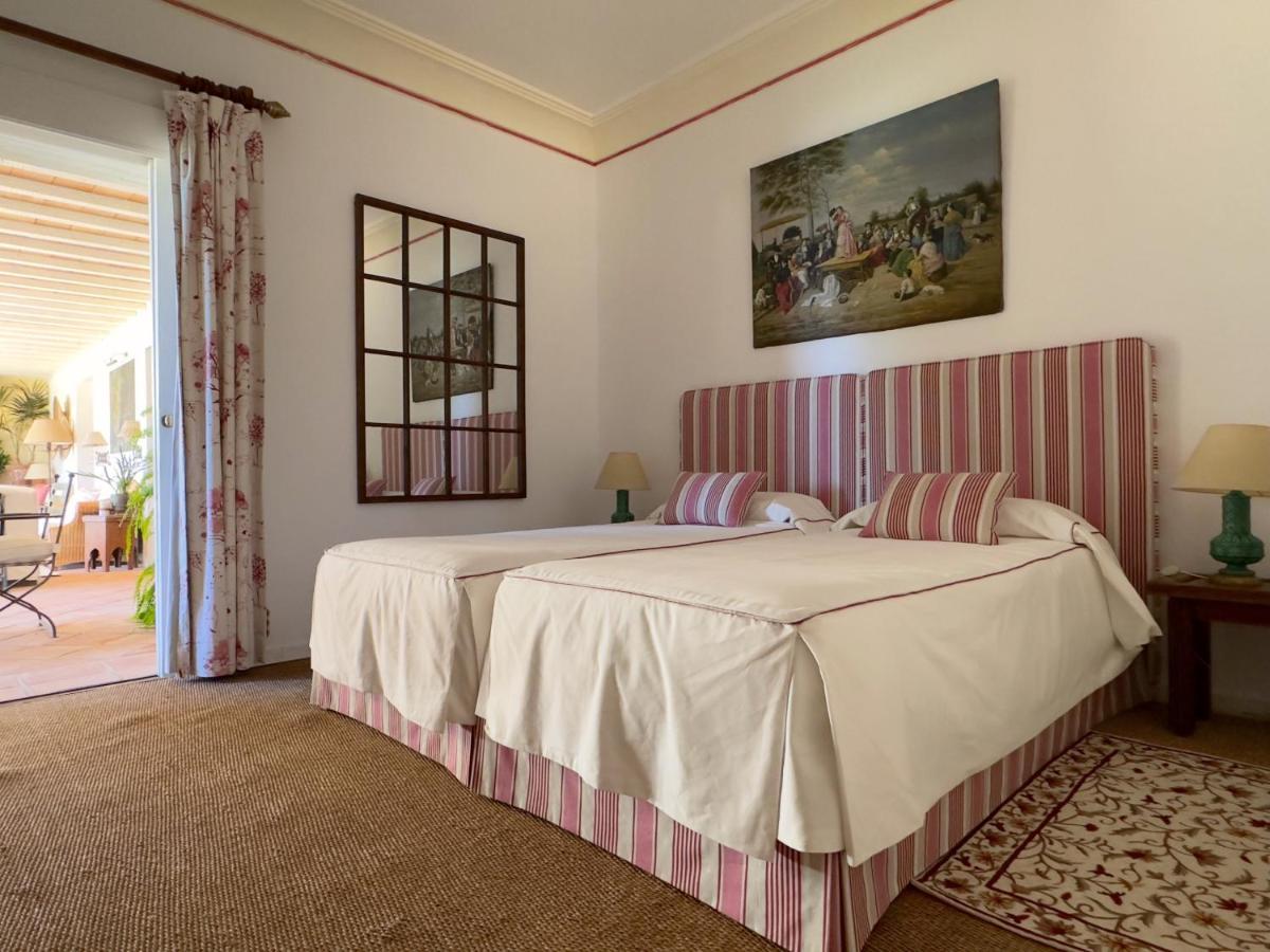El Almendral Premium Hill Club